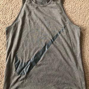 Nike tank